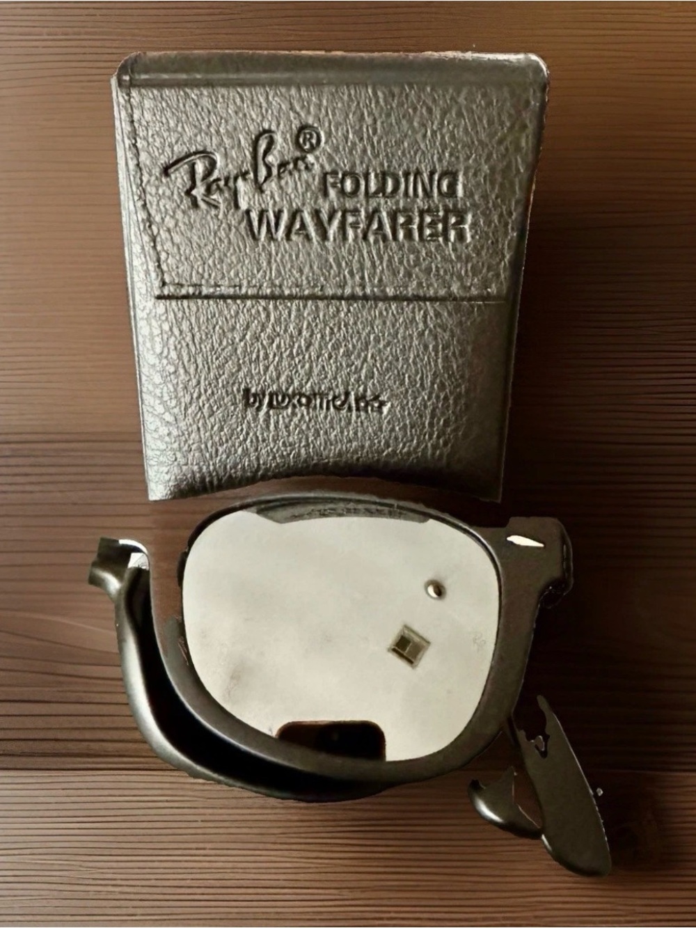 NWT Ray-Ban Folding Wayfarer RB4105 Black Silver Mirror 50mm - Picture 16 of 17